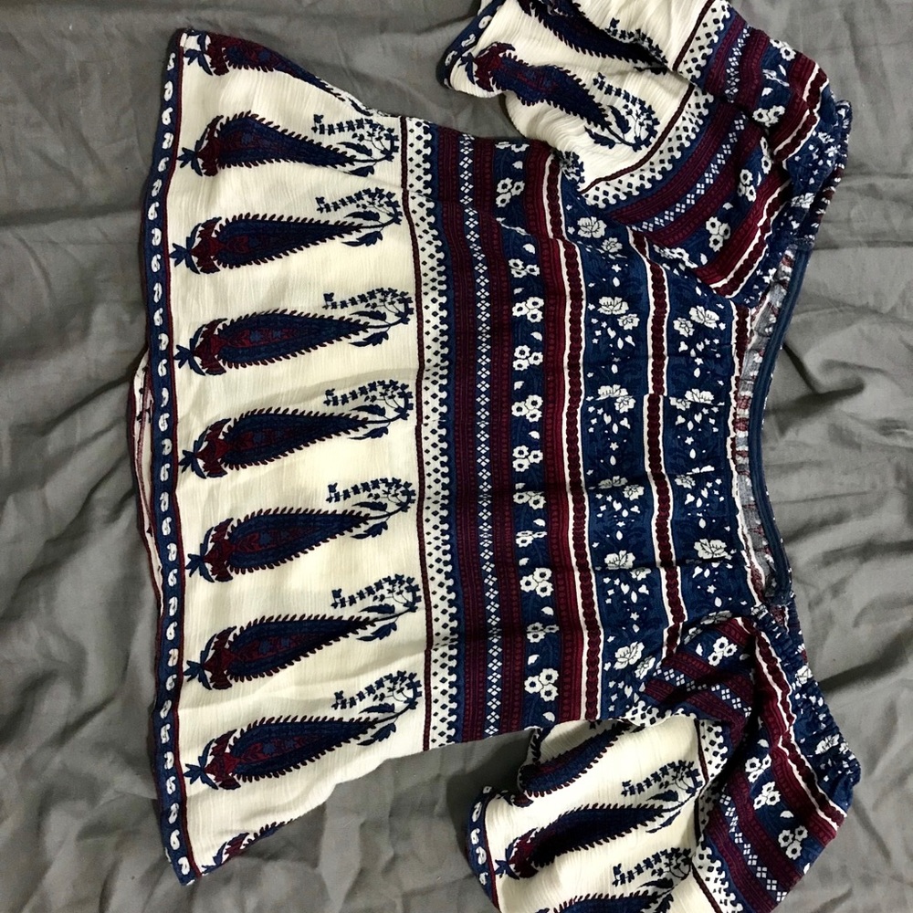 Women’s Forever 21 Off The Shoulder Shirt